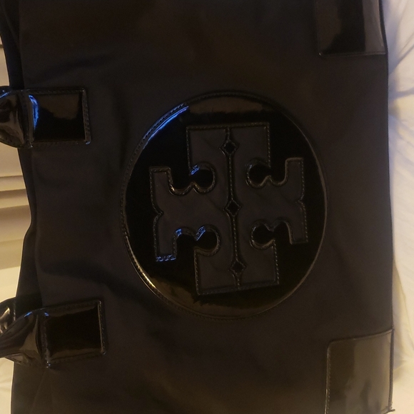 Ella patent tote bag - Picture 3 of 6